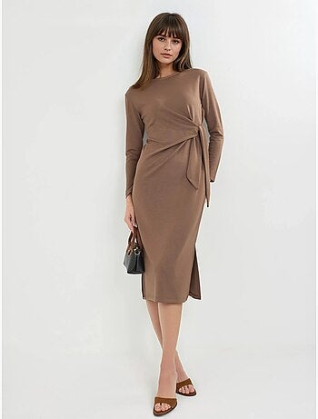 Vestido de punto midi con cuello redondo hiccup