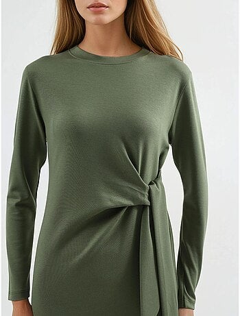 Vestido de punto midi con cuello redondo hiccup