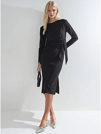 Vestido de punto midi con cuello redondo hiccup