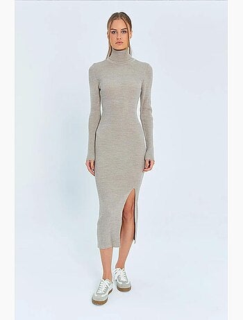Vestido de punto midi de cuello alto y corte entallado con abertura de mixray