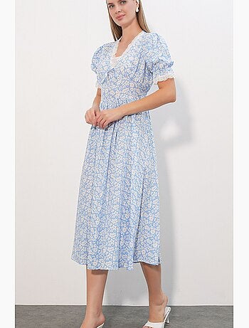 Vestido de punto midi de línea a con cuello de pico y flores bdart