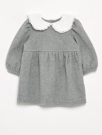 Vestido de punto y manga larga