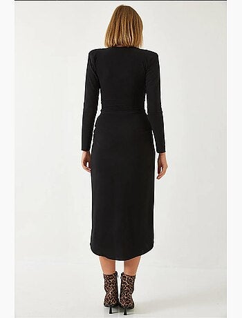 Vestido de tela color caramelo con escote en v y fruncido frontal lucci