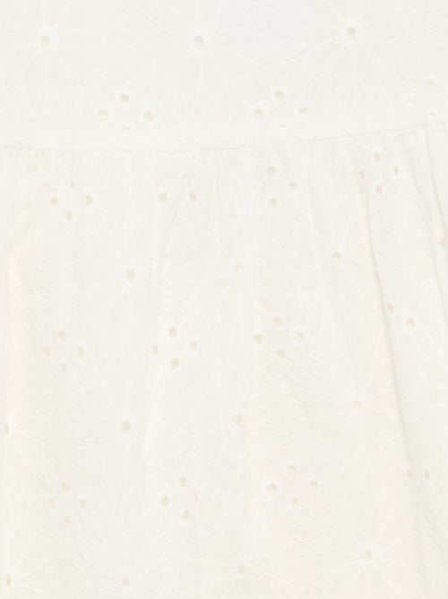 Vestido de tirantes con bordados ingleses - Kiabi Vestido de tirantes con bordados ingleses - Kiabi
