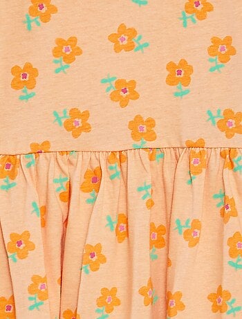 Vestido de tirantes con volantes y estampado