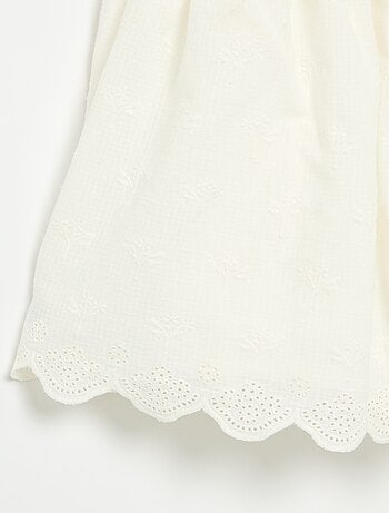 Vestido de tirantes finos no ajustables con bordados
