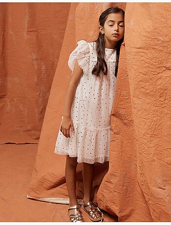 Vestido de tul sin mangas con volantes y estrellas