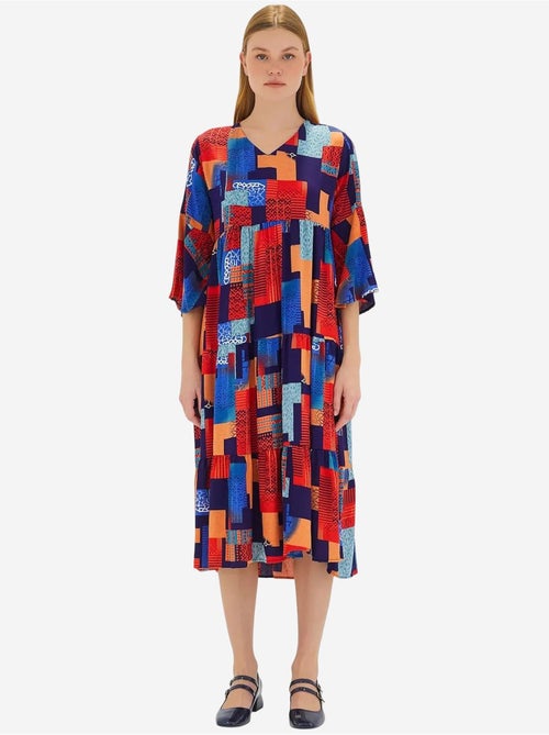 Vestido de viscosa de manga corta con estampado azul rey rojo de bdart - Kiabi Vestido de viscosa de manga corta con estampado azul rey rojo de bdart - Kiabi