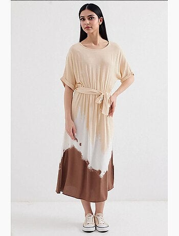 Vestido de viscosa de manga corta con estampado bdart