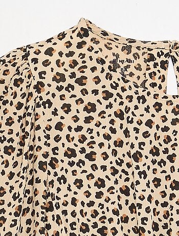 Vestido estampado con volantes