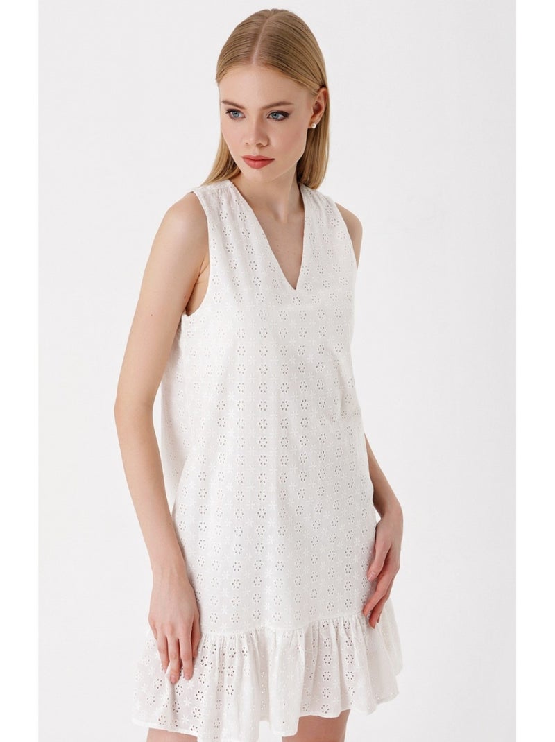 Vestido fluido sin mangas Blanco - Kiabi