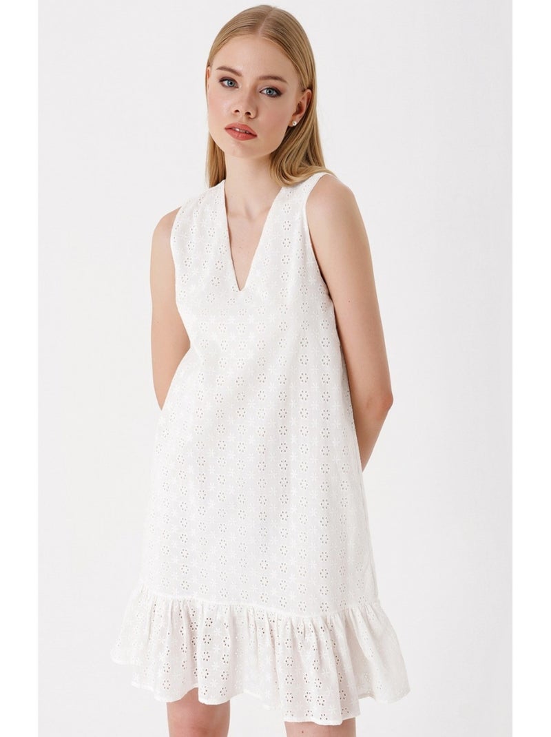 Vestido fluido sin mangas Blanco - Kiabi