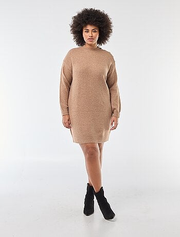 Vestido jersey con botones decorativos en el hombro