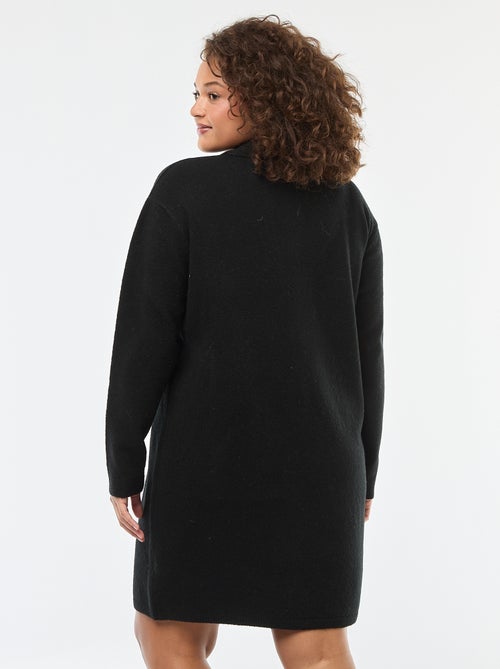 Vestido jersey de punto grueso con botones dorados en el cuello - Kiabi