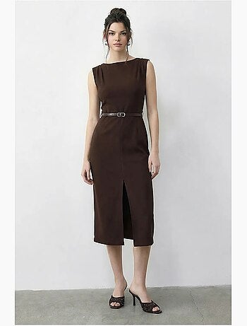 Vestido lápiz midi con cinturón y escote barco de lucci