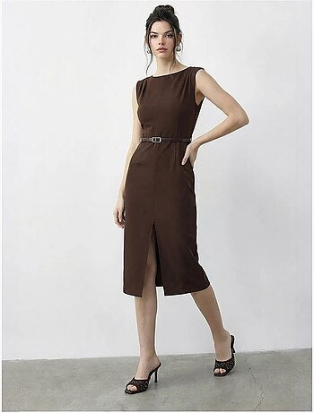 Vestido lápiz midi con cinturón y escote barco de lucci