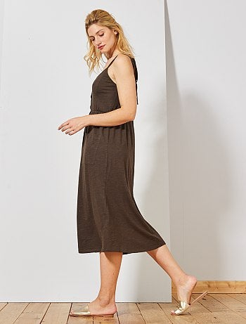 Vestido largo abotonado - Kiabi