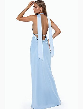 Vestido largo ajustado con cuello halter hiccup