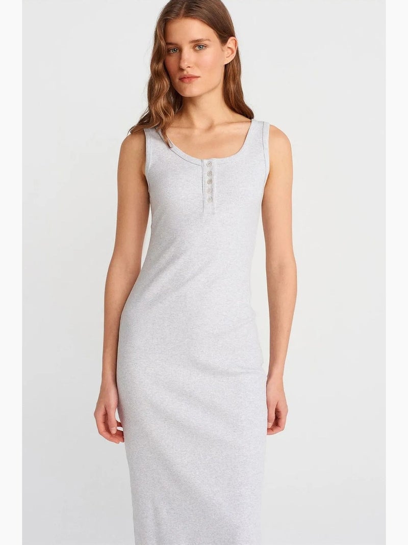 Vestido largo canalé ajustado con botones dilvin Gris claro - Kiabi