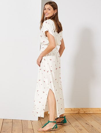 Vestido largo con abertura - Kiabi