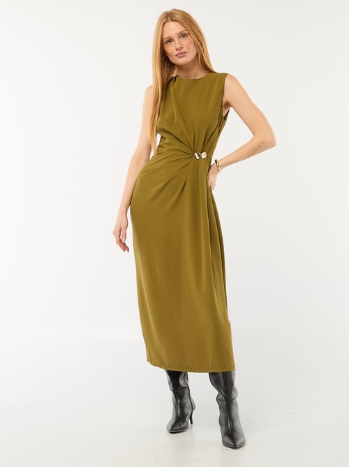 Vestido largo con corte drapeado y detalle de bisutería en la cintura - Kiabi