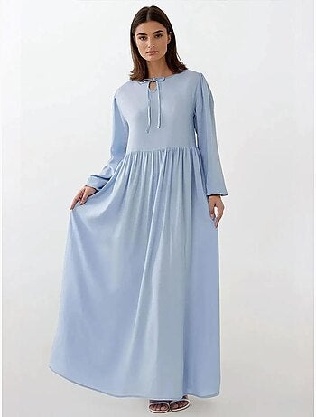 Vestido largo con corte en a y cuello redondo hiccup