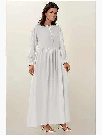 Vestido largo con corte en a y cuello redondo hiccup