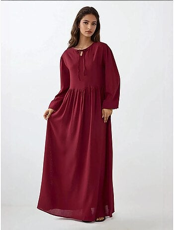 Vestido largo con corte en a y cuello redondo hiccup