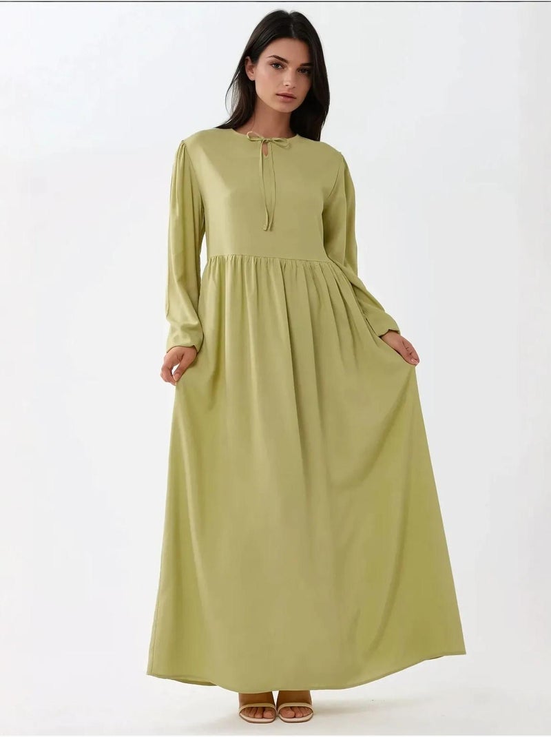 Vestido largo con corte en a y cuello redondo hiccup Verde caqui - Kiabi
