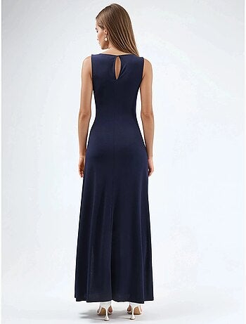 Vestido largo con cuello barco
