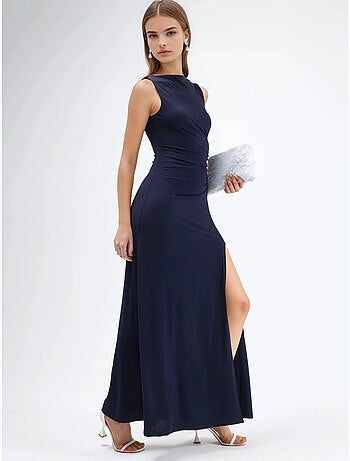 Vestido largo con cuello barco
