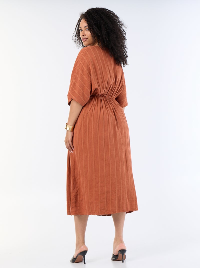 Vestido largo con cuello cruzado y joya de fantasía Naranja - Kiabi