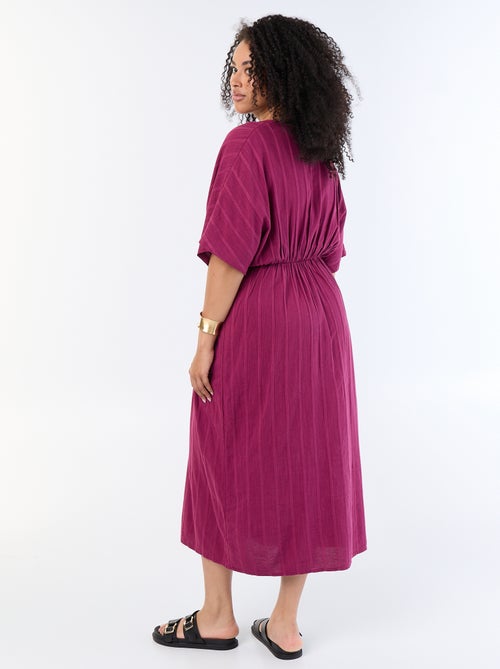 Vestido largo con cuello cruzado y joya de fantasía - Kiabi
