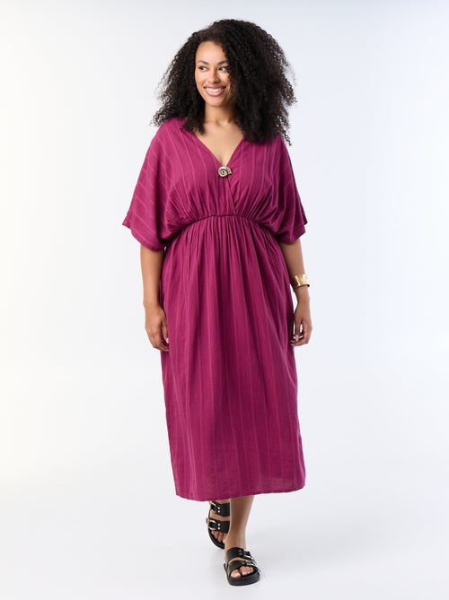 Vestido largo con cuello cruzado y joya de fantasía - Kiabi