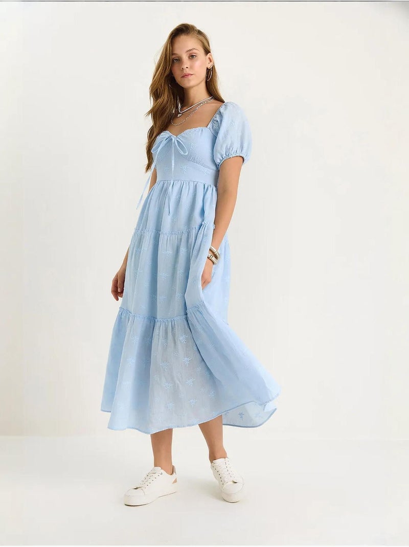 Vestido largo con cuello de corazón bordado lucci Azul cielo - Kiabi