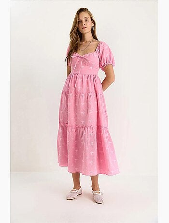 Vestido largo con cuello de corazón bordado lucci