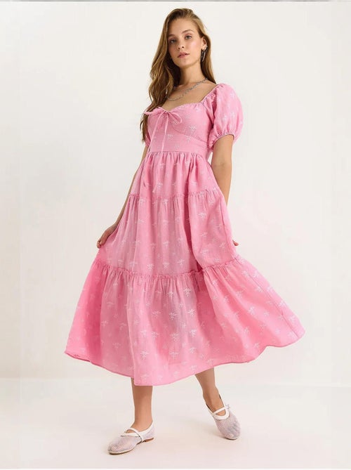 Vestido largo con cuello de corazón bordado lucci - Kiabi