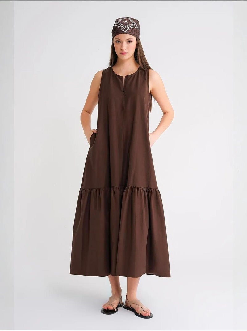 Vestido largo con cuello de tippet y detalle de volante mixray Marrón oscuro - Kiabi