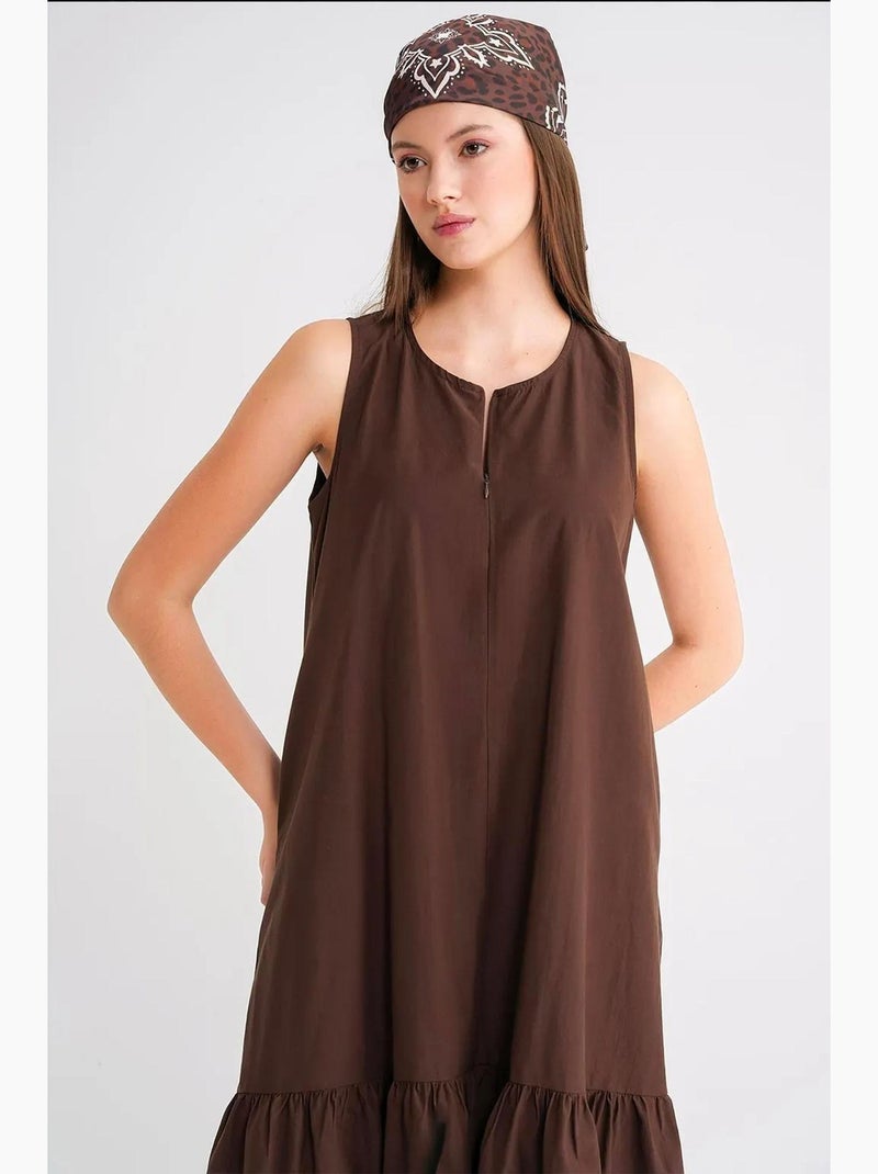 Vestido largo con cuello de tippet y detalle de volante mixray Marrón oscuro - Kiabi
