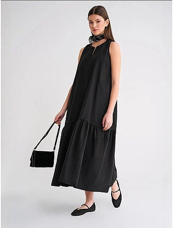 Vestido largo con cuello de tippet y detalle de volante mixray