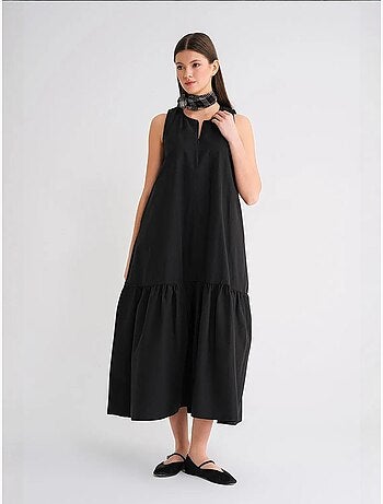 Vestido largo con cuello de tippet y detalle de volante mixray
