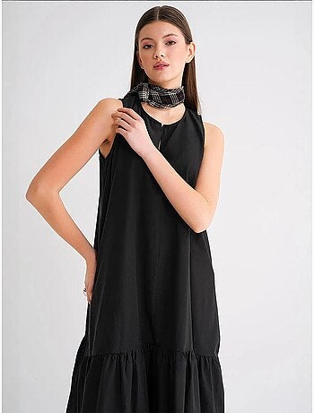 Vestido largo con cuello de tippet y detalle de volante mixray