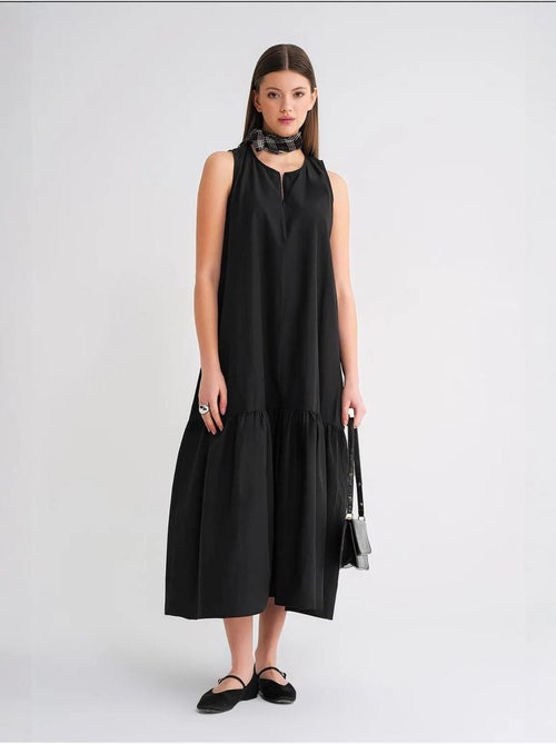 Vestido largo con cuello de tippet y detalle de volante mixray - Kiabi Vestido largo con cuello de tippet y detalle de volante mixray - Kiabi