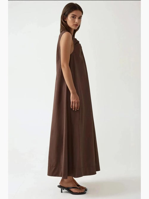 Vestido largo con cuello en u hiccup - Kiabi Vestido largo con cuello en u hiccup - Kiabi