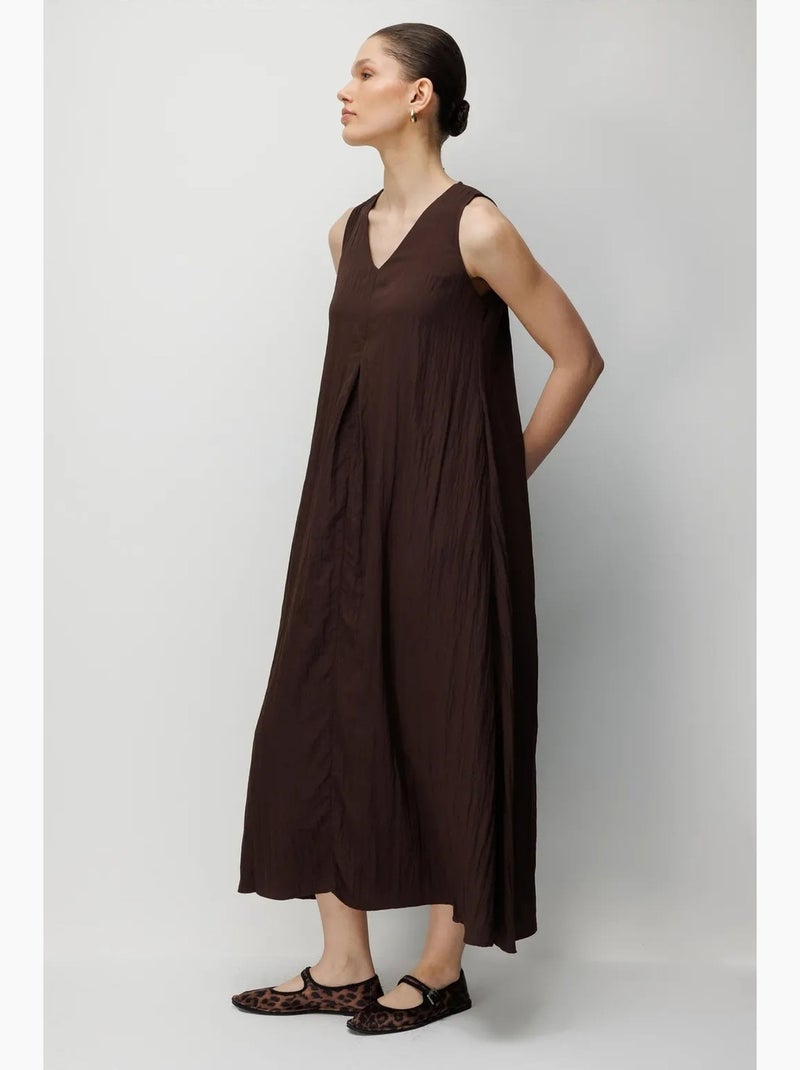 Vestido largo con cuello en v y tela seersucker mixray Marrón chocolate - Kiabi
