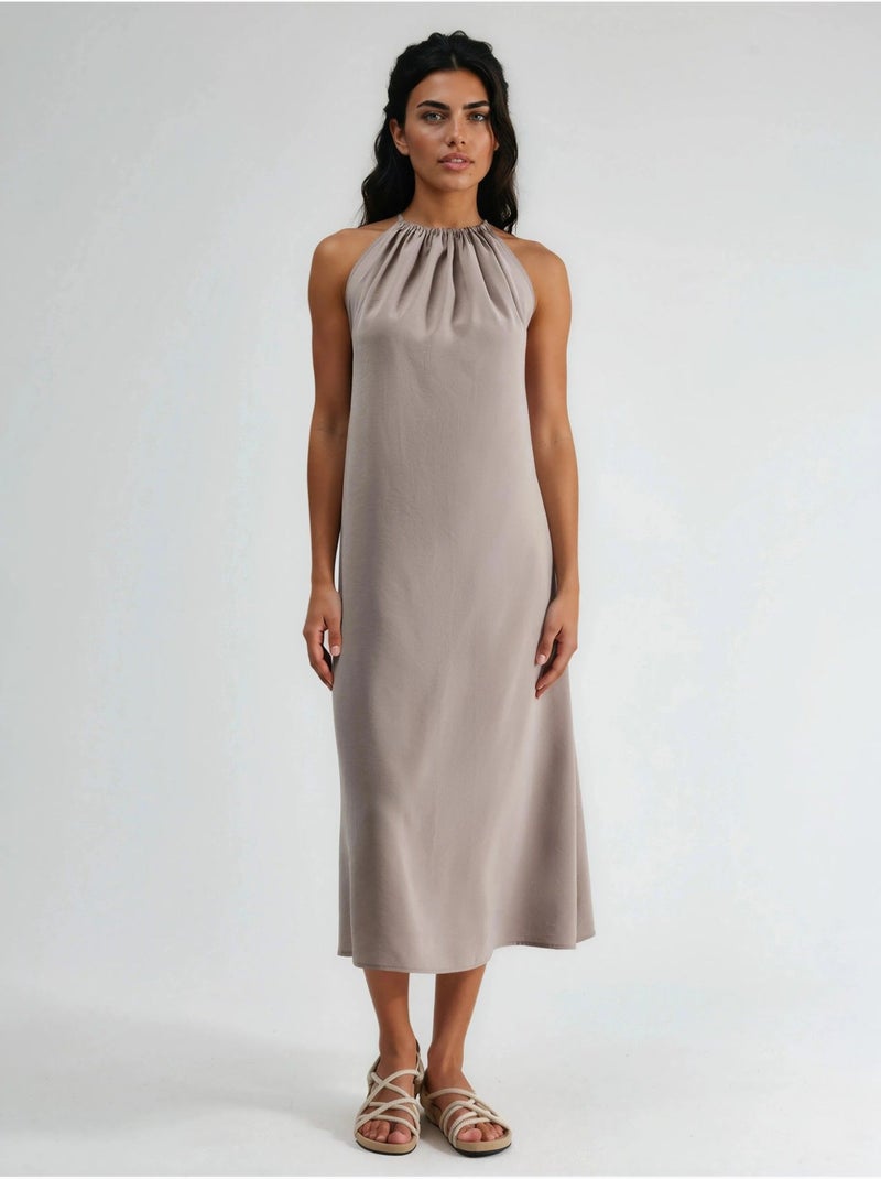 Vestido largo con detalle drapeado busem Marrón avellana - Kiabi