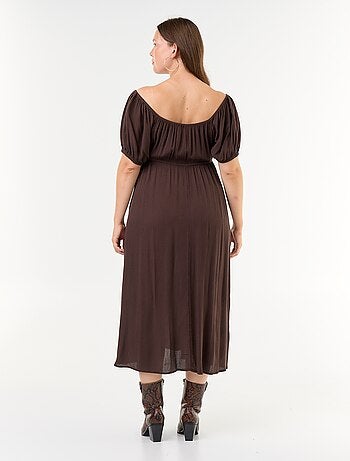 Vestido largo con escote bardot