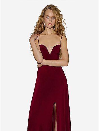 Vestido largo con escote en V y abertura