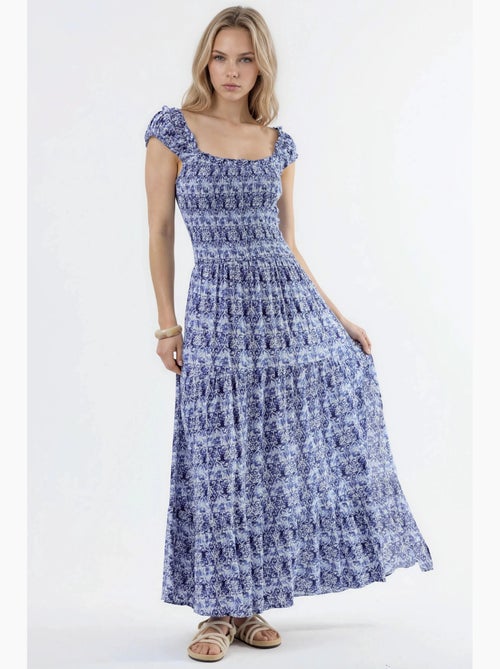 Vestido largo con estampado paisley y cuello cuadrado busem - Kiabi