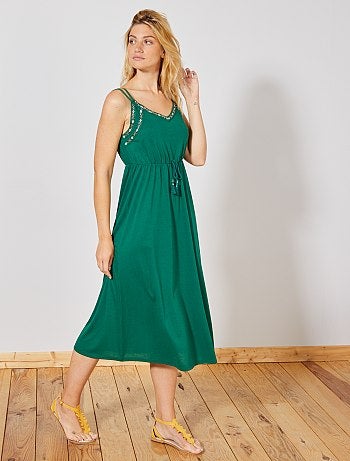 Vestido largo con pedrería - Kiabi